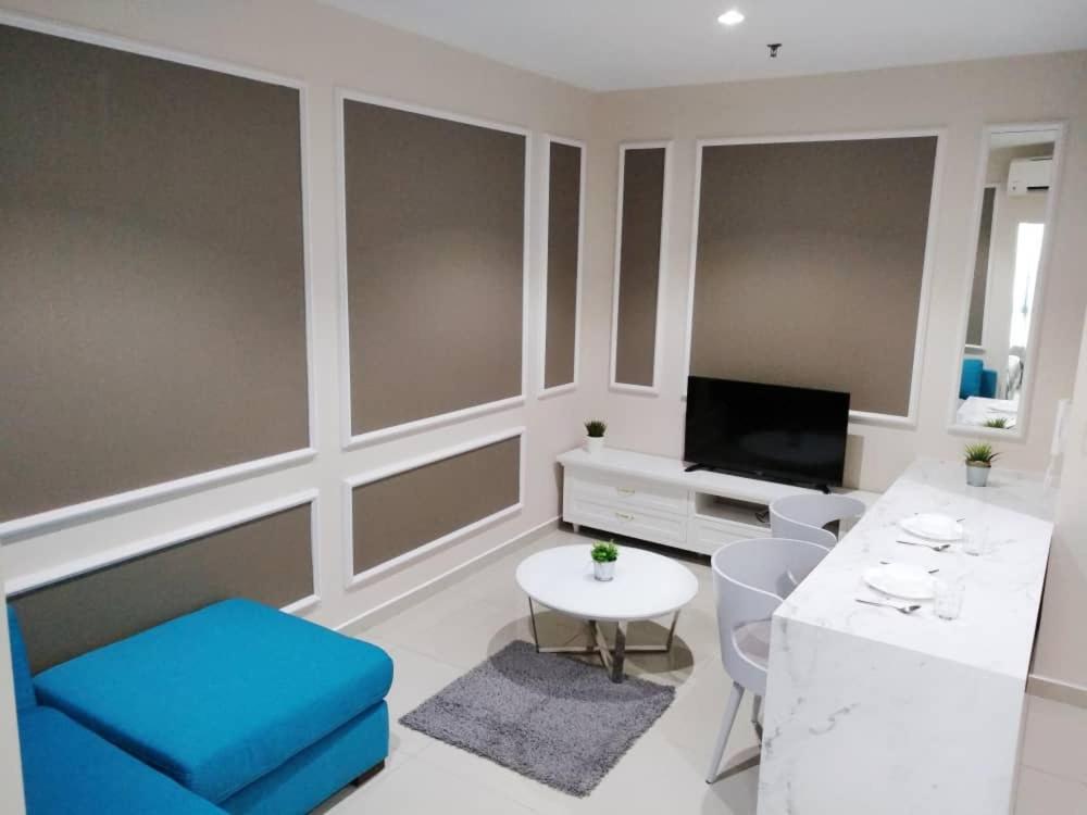 Luxury Blue Paris # I-city # Free Wifi + Free Parking 1r1b *